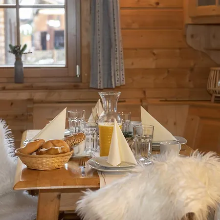 Holiday home Urige 3 Und 4